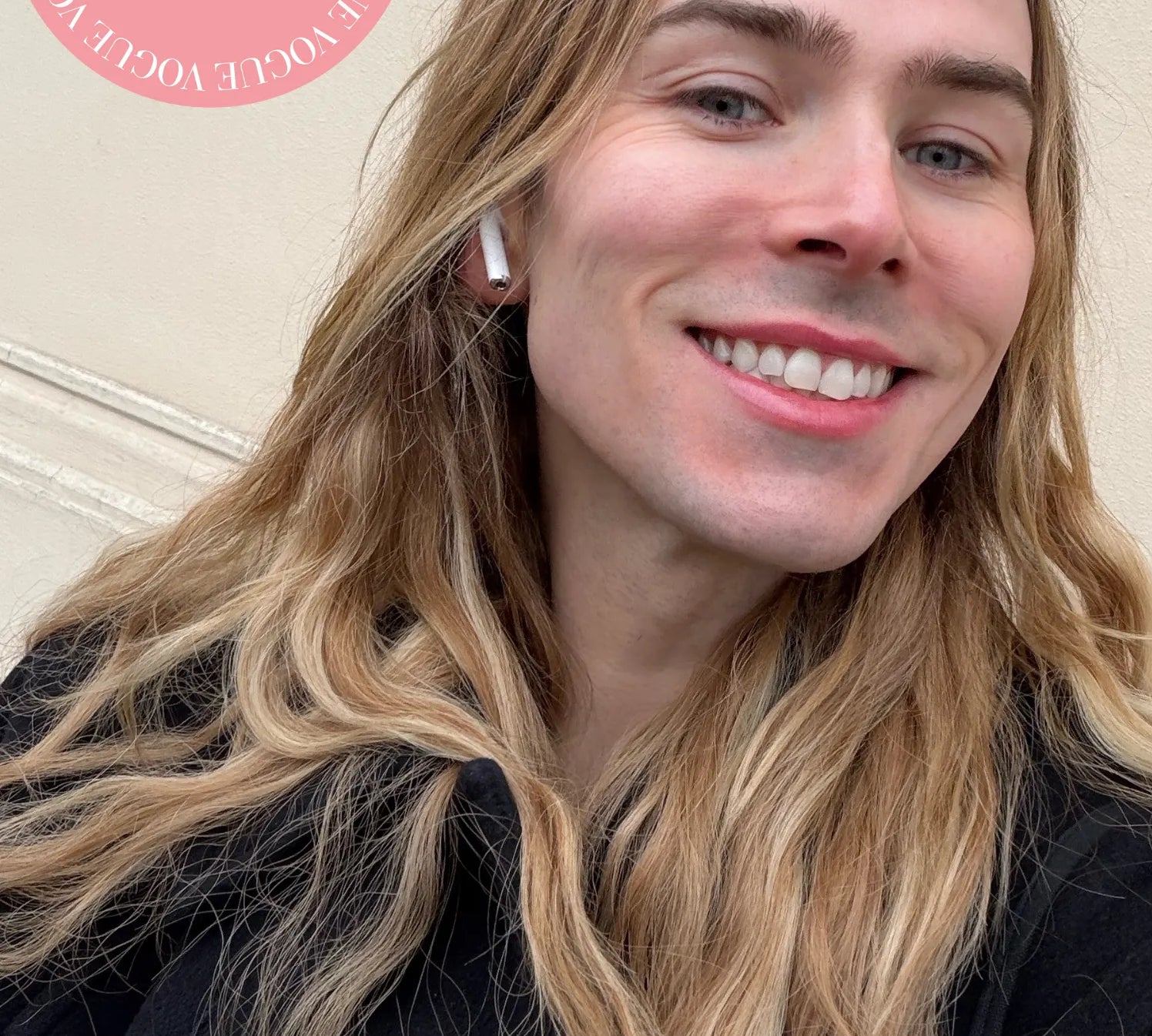 Vogue Artikel "Hellere Zähne ohne Bleaching" mit Dr. Katharina Broos